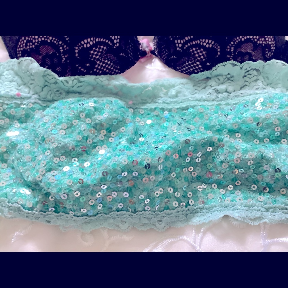 Cute victoria secret bundle bras - Picture 5 of 6
